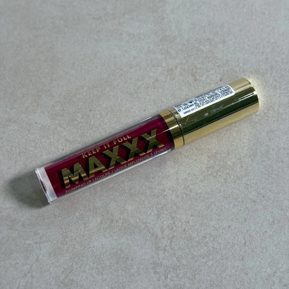 Milani Keep It Full Maxxx Plumping Lip Gloss No Strings 220 New